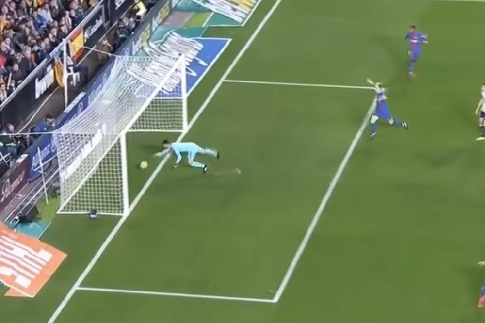 U Srbiji bi odmah bio otvoren lov na sudiju i počeo rat saopštenjima, a evo kako velika Barsa reaguje na to što je očigledno pokradena! (VIDEO)