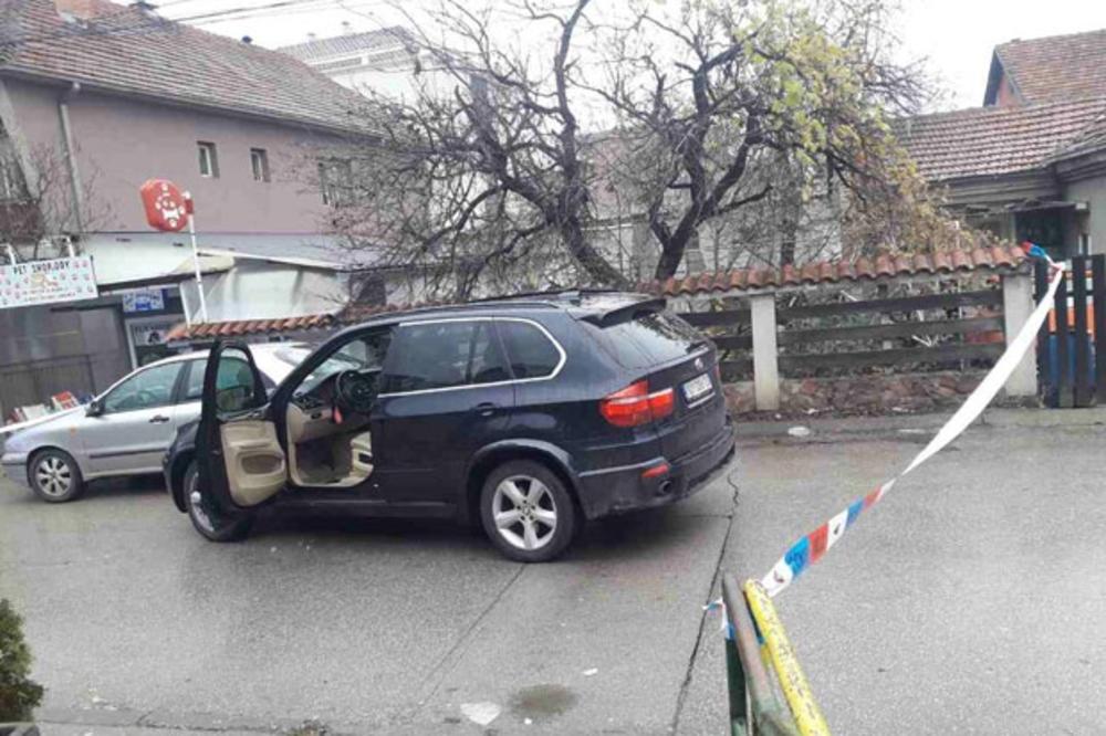 IZBODEN MUŠKARAC U NIŠU! Jutros su ga našli krvavog u ovim kolima! (FOTO)