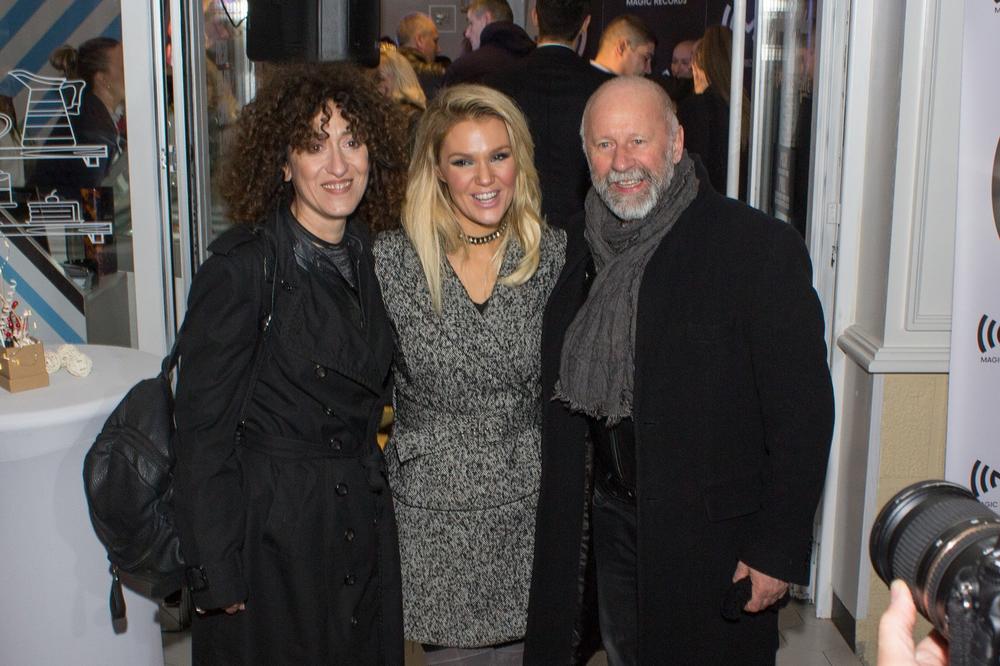 Lena Kovačević predstavila novi singl Cafe