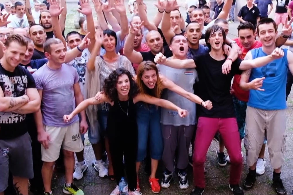 Novi spot Repetitora snimljen je u Okružnom zatvoru u Beogradu! Kida kako je dobar! (VIDEO)