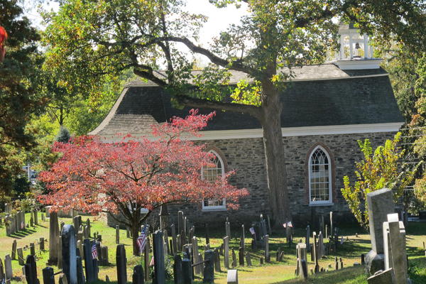 OSVETIO SE ZA POGIBIJU SVOJE ŽENE: Usmrtio "ubicu" svoje supruge, a zatim pištolj odneo na njen grob!