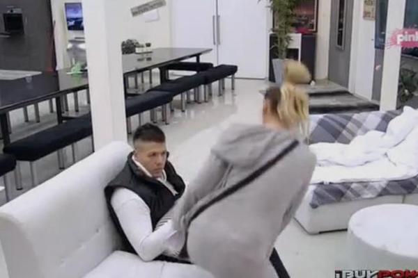 MARŠ U PI**U MAT***NU DERIŠTE JEDNO! Raskinuli Luna i Sloba: On je demonstrativno NAPUSTIO kuću i otišao kod ŽENE! (VIDEO)