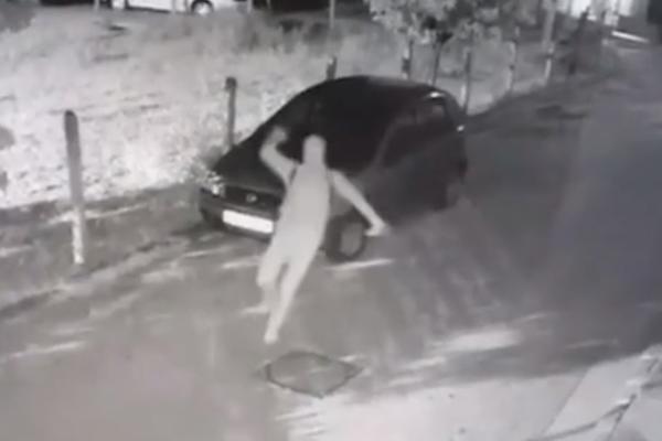 STRAVIČAN SNIMAK BOMBAŠA IZ KRAGUJEVCA: Ovako se obračunavaju krimi grupe u Srbiji! (VIDEO)