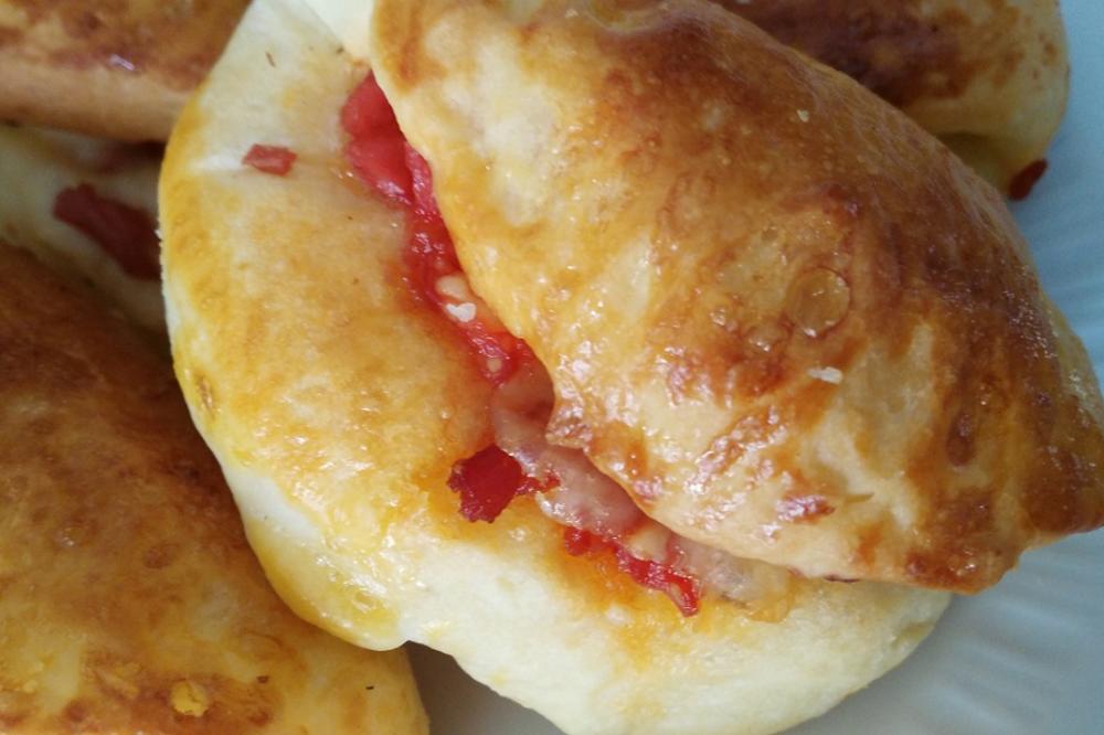 Pizza pancerote na bakin način će postati vaše novo omiljeno jelo! (RECEPT) (VIDEO)