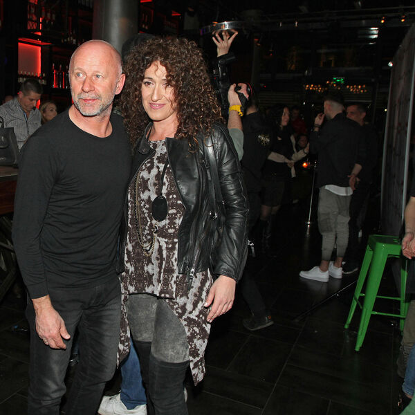 "GOTOVO JE, IDE RAZVOD": Supružnici iz grupe "Zana" otkrili istinu o svom odnosu! Evo šta se dešava u 4 zida