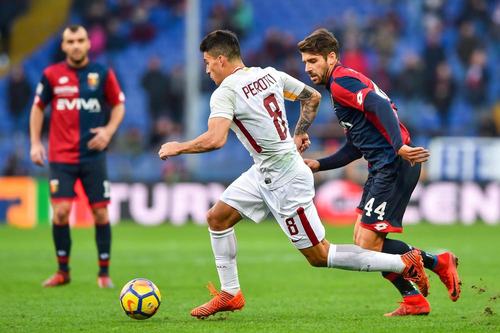 Fudbaler Rome sleteo sa puta, a prednji deo Poršea više ne postoji! (FOTO)