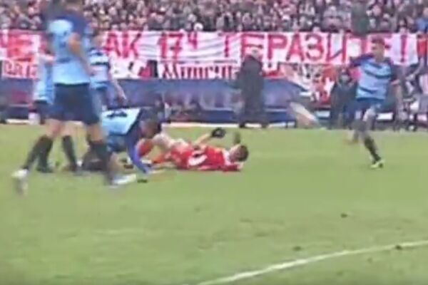 DA LI JE BIO PENAL ZA ZVEZDU? Sa tribina odjekivalo: Lopovi, lopovi! (VIDEO)