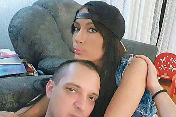 JELENU JE UBIO POLITIČAR- BIVŠI POSLANIK I MINISTAR! Njega Zoranova ljubavnica optužuje za ubistvo pevačice!