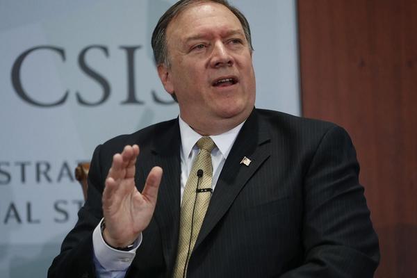 POMPEO POVUKAO 2 POTEZA KOJA MOGU DA ZAKOMPLIKUJU BAJDENOV DOLAZAK NA VLAST: Uopšte nije naivno!