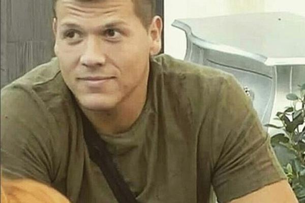 NOVA DRAMA SLOBA KRENUO DA BEŽI IZ ZADRUGE: Luna ga besna PREKLINJALA da to ne radi! Ozbiljan HAOS u jutarnjim časovima... (VIDEO)