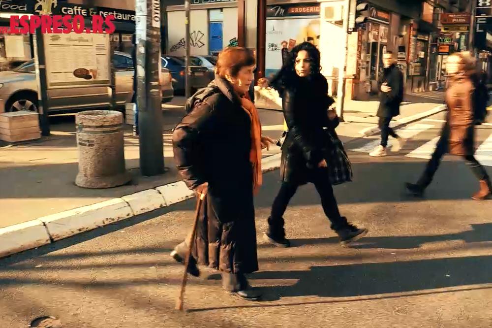 One na svojim plećima nose čitave porodice i zato smo rešili da pomognemo upravo njima! (VIDEO)