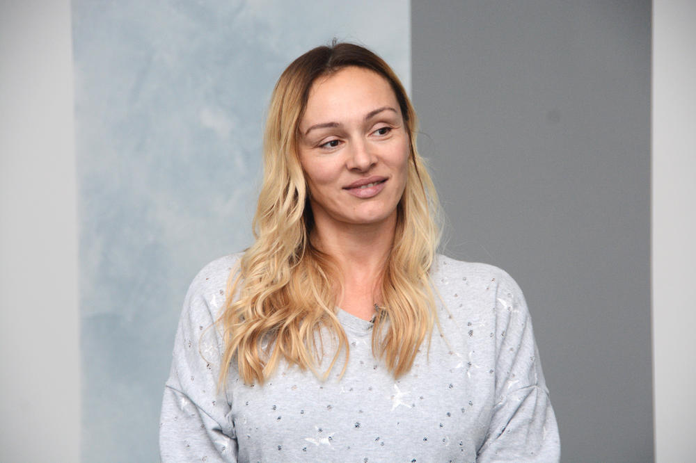 ANABELIN ŽIVOT JE NEVIĐENA DRAMA: Poginuo joj je dečko, lutala sama Beogradom sa 16, a ONDA...