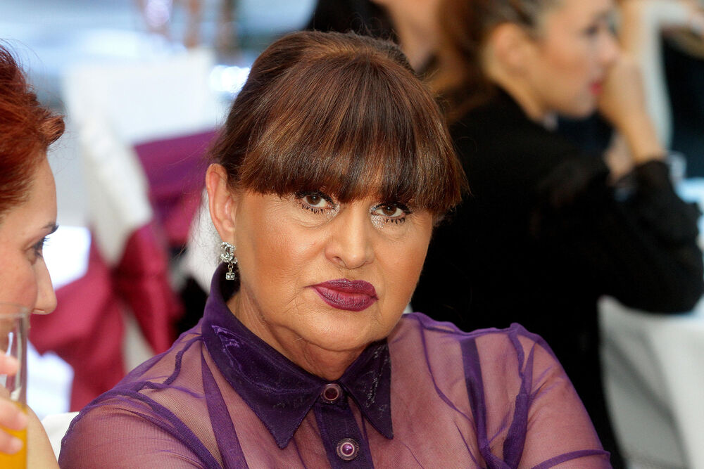 Nada Macura voli s vremena na vreme da 'oplete
