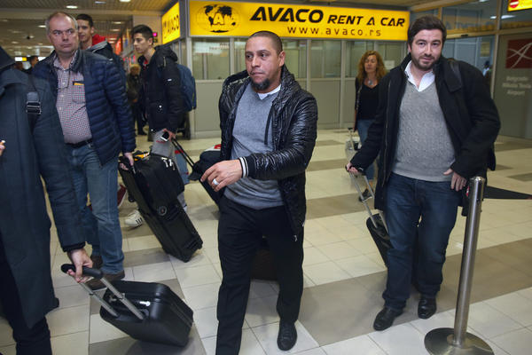 GROM IZ VEDRA NEBA! Roberto Karlos ponuđen srpskom superligašu! (FOTO)