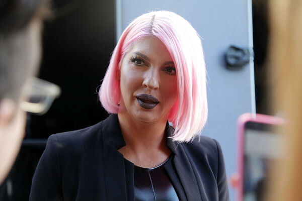 OVAKO JE ZARADILA PRVI HONORAR: Nećete verovati čime se Karleuša BAVILA pre nego što je postala PEVAČICA!