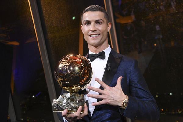 PREPOTENTNO ILI NE? Ronaldo: Ja sam najbolji IKADA, hoću da osvojim 7 Zlatnih lopti! (FOTO)