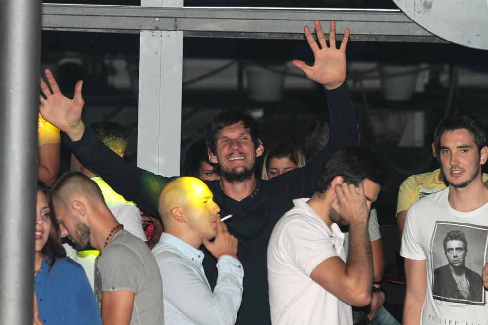 Kada god zažmuri, videće Bobana! NBA superstar će zbog Marjanovića noćima imati KOŠMARE! (VIDEO)