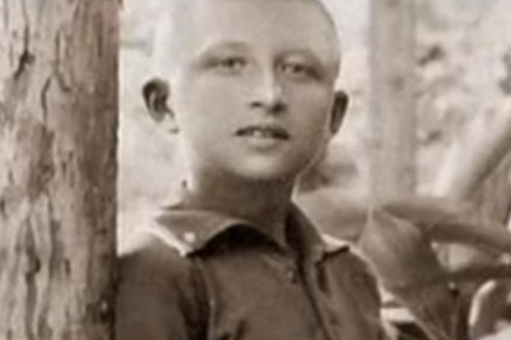 ŠEF FBI SE POKAJAO ŠTO NIJE POVEROVAO OVOM SRBINU: Došao da ih upozori na napad, izbacili ga napolje, a onda... (VIDEO)