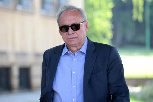 Vučelić: Divljački ispad u Kijevu, hvala Vučiću na brižnoj i dirljivoj reakciji!