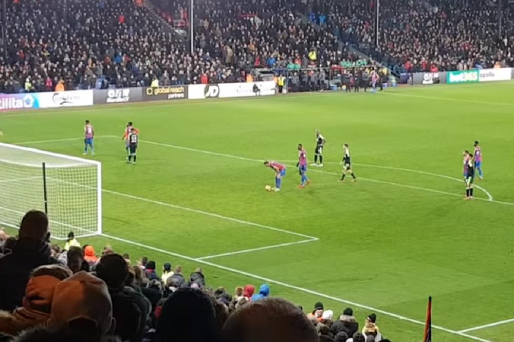 Reakcija Luke Milivojevića obišla planetu! Benteke zabio nož u Srbinova leđa, a onda mu je ovaj pokazao šta znači biti šmeker! (VIDEO)