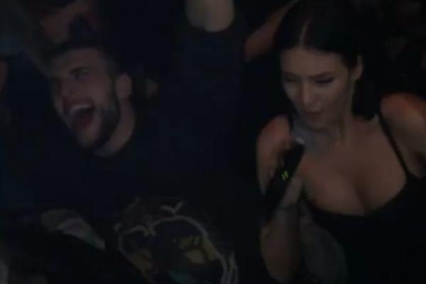 VELJKOV ROĐENDAN ZA PAMĆENJE: Anastasija napravila haos kada se latila mikrofona, grlila brata, pevala Cecine pesme, a on u transu! (VIDEO)