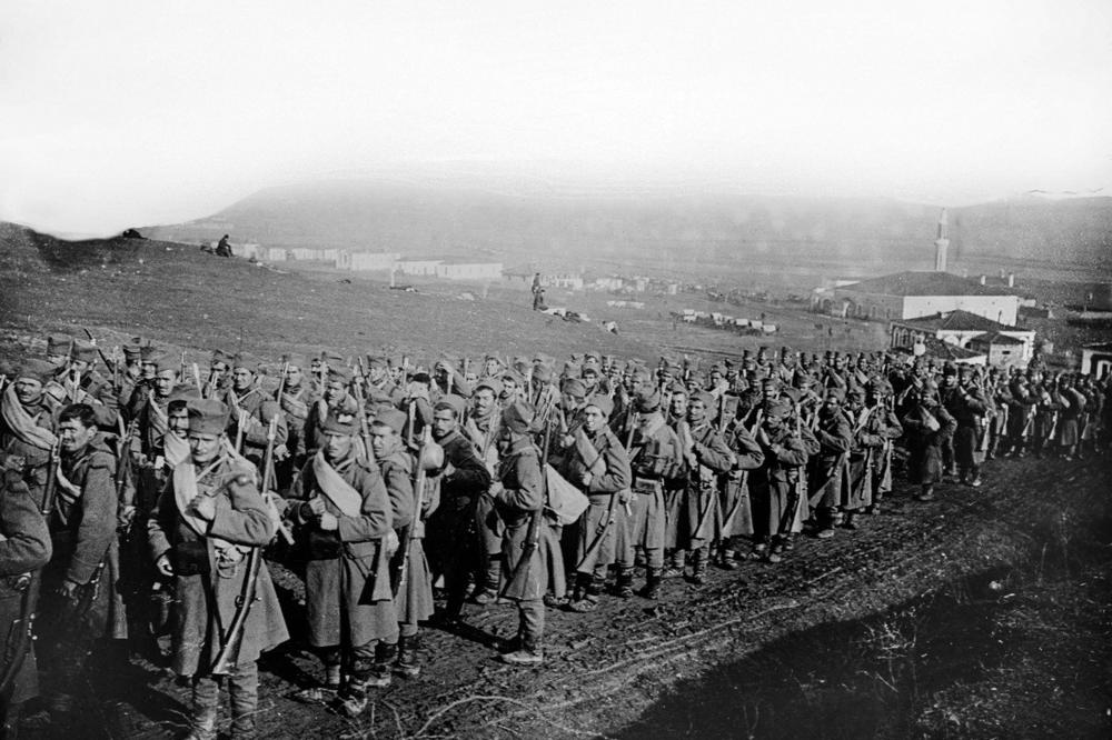 SAHRANJENI SA SEKIROM I KOPČAMA: Pronađena grobnica srpskih vojnika