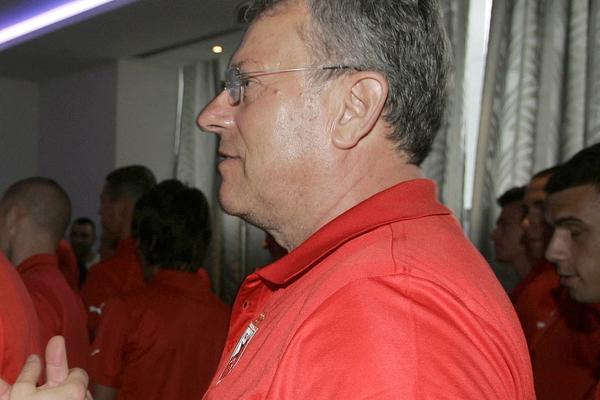 CRNI DAN ZA CRVENO-BELI SVET! Preminuo bivši funkcioner Crvene zvezde!