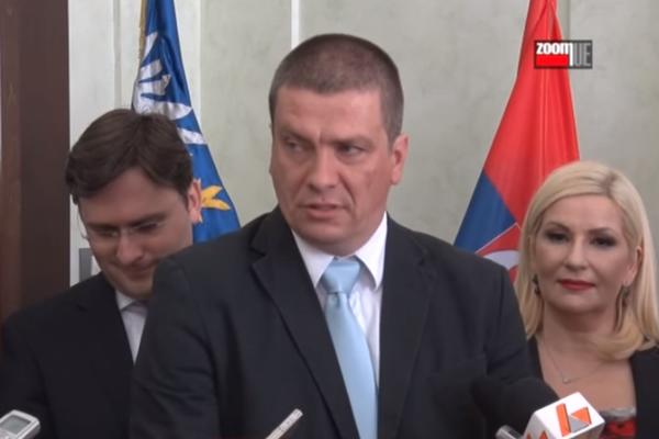 Šta se krije iza smene direktora aerodroma Ponikve? ODBIO DA POSAO DODELI FIRMI KOJU MU JE GRADONAČLNIK NAREDIO, PA MU ODUZELI FOTELJU?