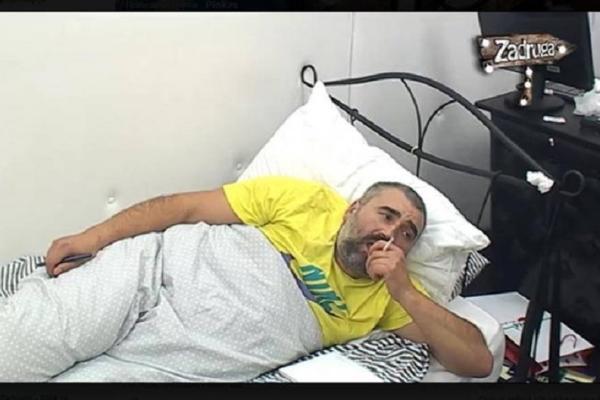 SVEGA MU JE VIŠE PREKO GLAVE! Miki Đuričić POBEGAO iz Zadruge?! (VIDEO)