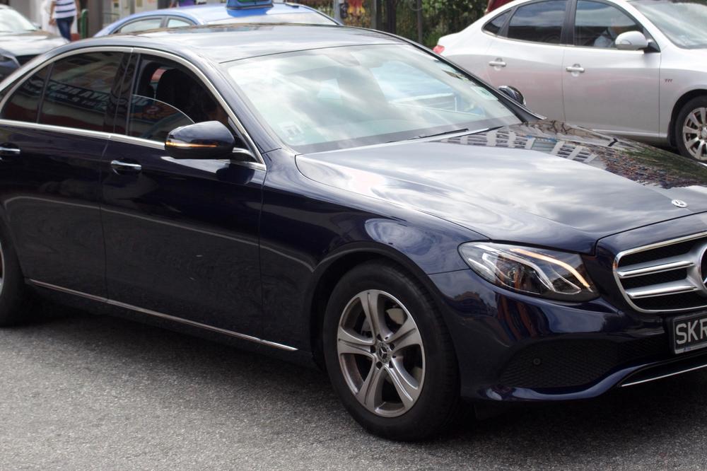 SVEŠTENIK ANDRIJA KUPIO MERCEDES od 50.000 EVRA: To je moja privatna stvar, i vi biste ga kupili DA MOŽETE, kaže on!