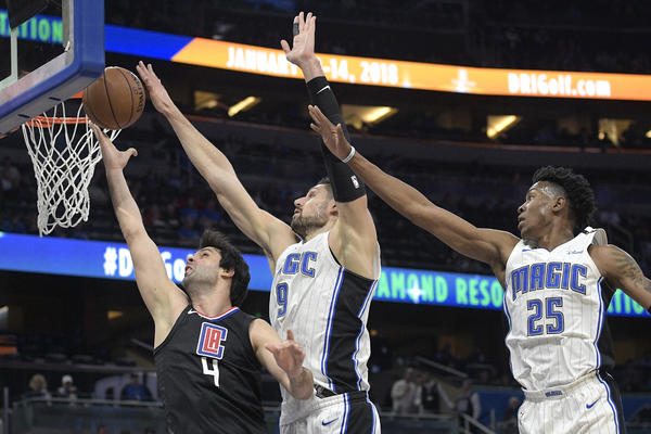 KLIPERSI 4-0 SA TEOM, 7-15 BEZ TEA: Nova pobeda tima iz LA, Miloš uneo duh trijumfa u ekipu! (VIDEO)