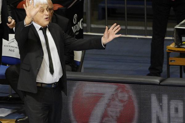 Nije dugo odmarao: Muta Nikolić preuzima veoma AMBICIOZAN klub! (FOTO)