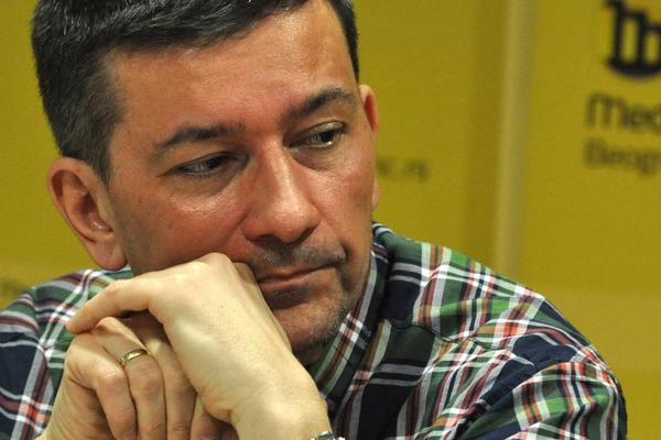 PAVLOVIĆ PONOVO OBJAVIO SPORNI TVIT: Ali ovaj put sa ZNAČAJNOM RAZLIKOM (FOTO)