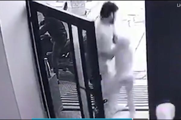 OTELI SU DEČAKA USRED BELA DANA: Građani ih onda našli i ZGAZILI OD BATINA! (VIDEO)