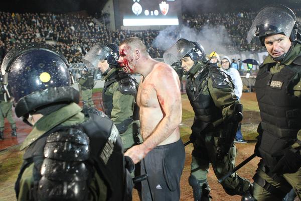 HIT IZJAVA ŽENE PRETUČENOG HRVATA: Moj muž uopšte nije povređen u tuči, samo je u zatvoru dobio konjuktivitis!