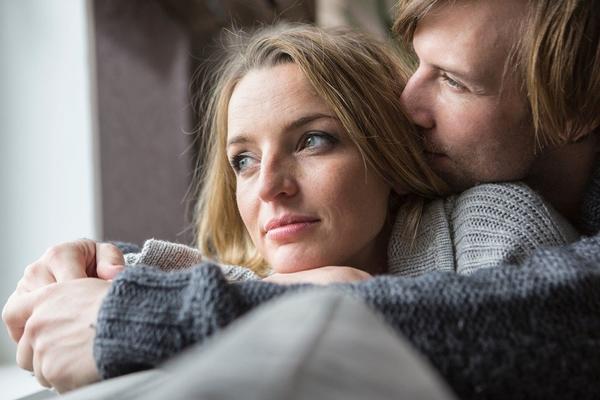 On je visok, lep i plav! Verovali ili ne, ima nešto mnogo važnije od toga! (FOTO) (GIF)