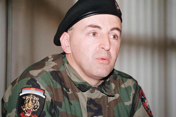 FOTKA SA MALIM TIGRIĆEM! Evo zašto su Arkanovi dobrovoljci nazvani TIGROVI! (FOTO)