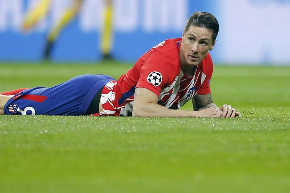 Tores postao Japanac: Legendarni napadač i zvanično napustio Evropu! (FOTO)