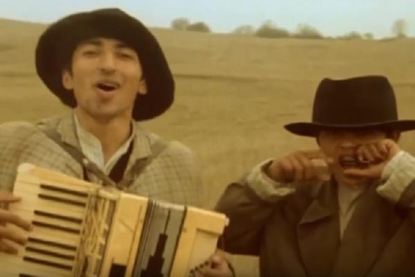 NEDA ARNERIĆ OTKRILA DUGO ČUVANU TAJNU: Ovo je pozadina snimanja filma KO TO TAMO PEVA!