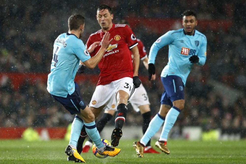 Junajted dao dva komada, pa parkirao BUS, Liverpul sve rešio za 45 minuta! (VIDEO)