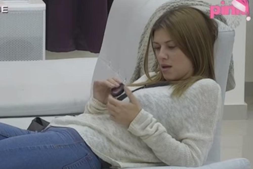 POVERILA SE FRIZERKI! Kija preplašena, seksualno prenosiva bolest se širi Zadrugom, a nosilac je...LUNA! (VIDEO)