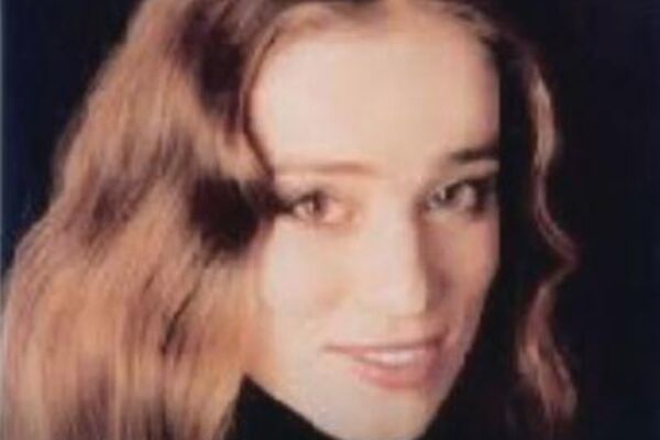 BILA JE VELIKA ZVEZDA I JOŠ VEĆA LEPOTICA: Pre 13 godina glumica se ZAMONAŠILA, a sada se odlučila na potez koji bi malo ko MOGAO DA PREŽIVI! (FOTO)