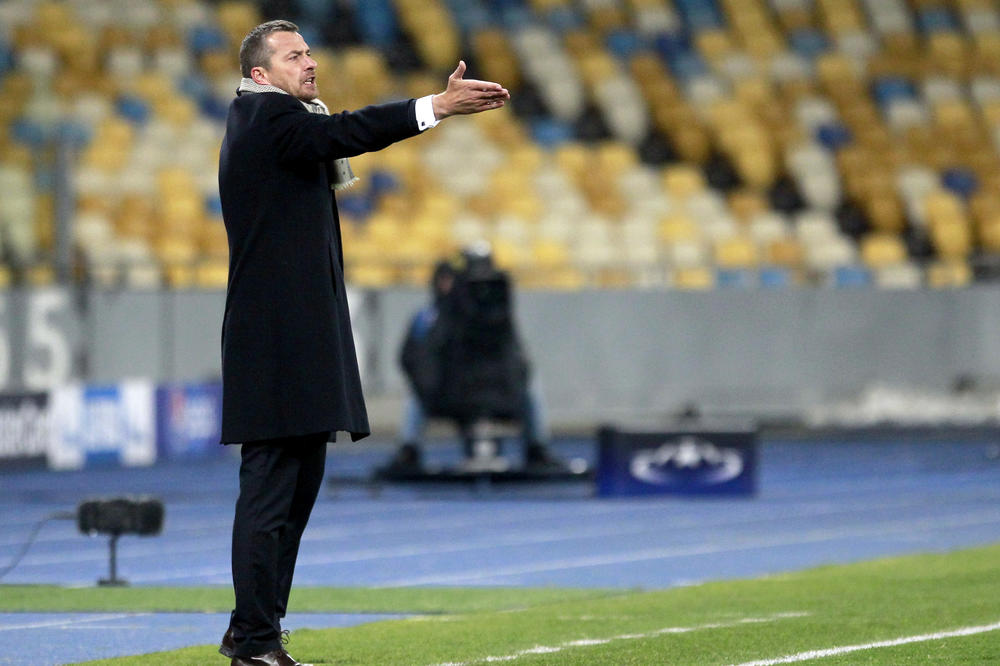 JOKANA RAZOČARALA UPRAVA: Ako nešto ne uradimo što pre ispašćemo odmah iz Premijer lige! (FOTO)