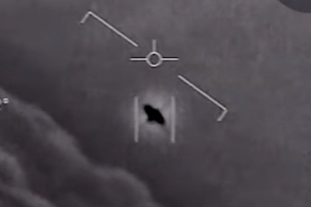 OVAKO NEŠTO NIKAD NISAM VIDEO! Pentagon je priznao da jure NLO, a sada su objavili i snimak POTERE (VIDEO)