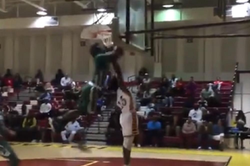 OVO NEMA NI U NBA! Kada vidite šta je uradio monstruozni srednjoškolac, samo ćete reći - AUUUU! (VIDEO)