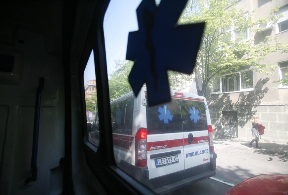 Vozilo završilo ispod mosta, ima povređenih! Strašna nesreća u Novopazarskoj banji: "Prizor je bio jeziv"