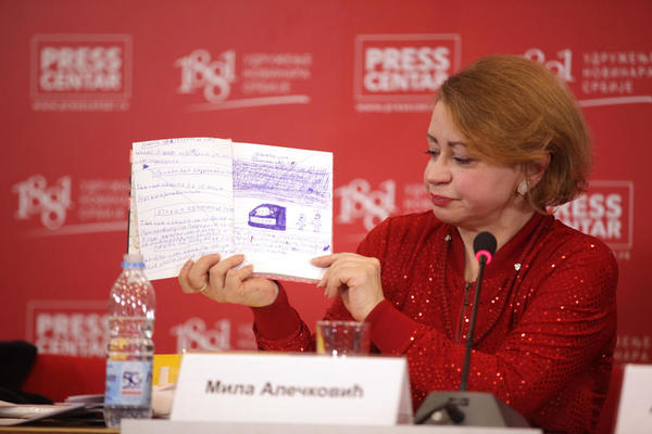 JEZIV CRTEŽ UZNEMIRIO SRBIJU: Mili Alečković su došli u stan i odveli dete! ONO ŠTO JE DEVOJČICA NACRTALA SVE JE UPLAŠILO! (FOTO)