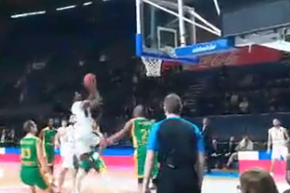 Milerov promašaj za pobedu iz DRUGOG UGLA: Šta se tu desilo? Da li je bio FAUL? (VIDEO)