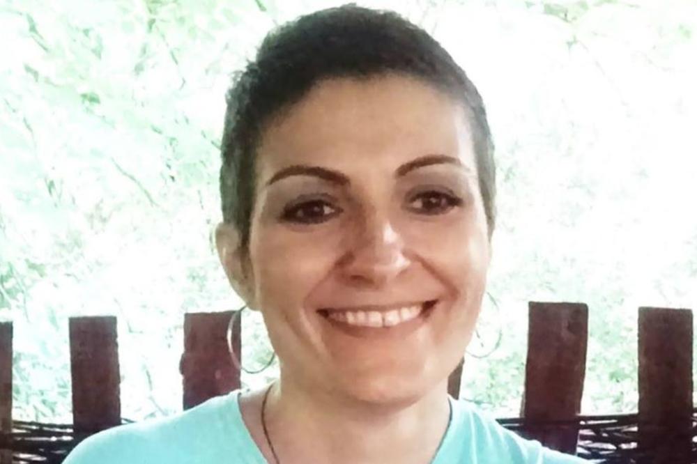 POMOZIMO DANIJELI DA SE IZLEČI I VRATI SVOJOJ PORODICI: Ova hrabra žena je MAMA osmogodišnje LENE, i BORI se sa KARCINOMOM