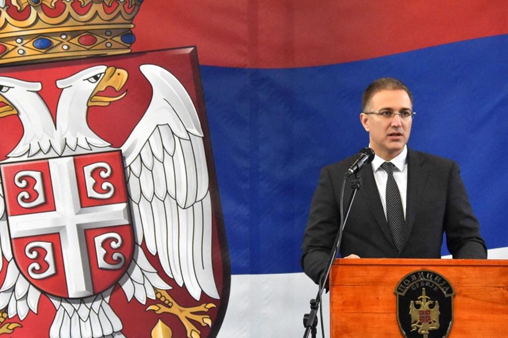 Nebojša Stefanović ima lepe vesti! PRIPADNICIMA BEZBEDNOSNIH SLUŽBI 10.000 DINARA!